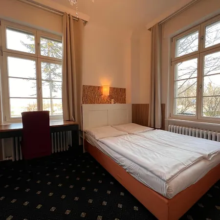 Galleria Hotel 3*
