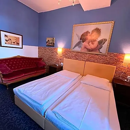 Galleria Hotel 3*
