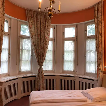 Hotel Galleria 3*
