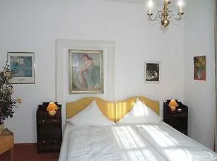 Galleria Hotel